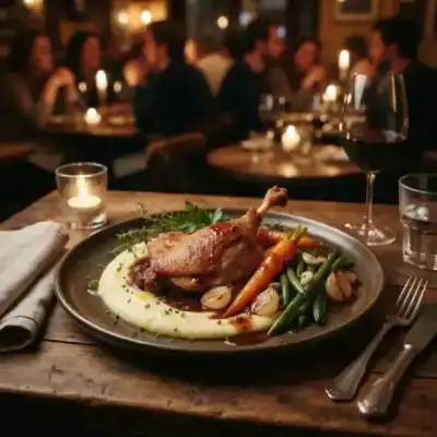 Plat de canard confit servi au restaurant
